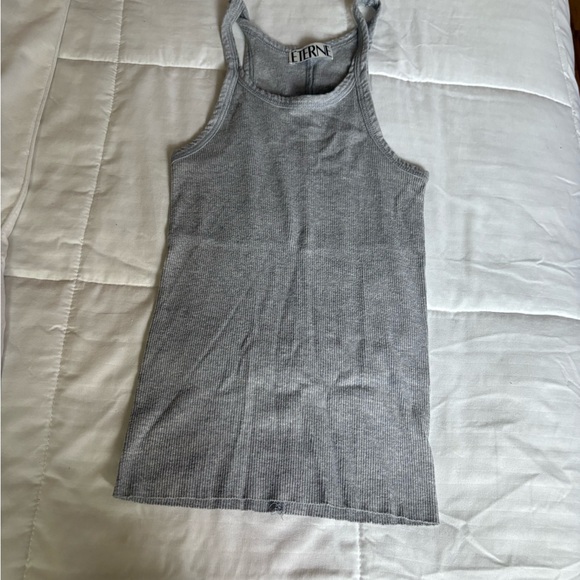 Eterne Gray Ribbed Fitted Sleeveless Tank Top - Picture 1 of 3